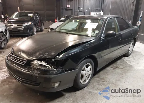 2001 Lexus Es 300 from USA, damaged, VIN JT8BF28G415112517